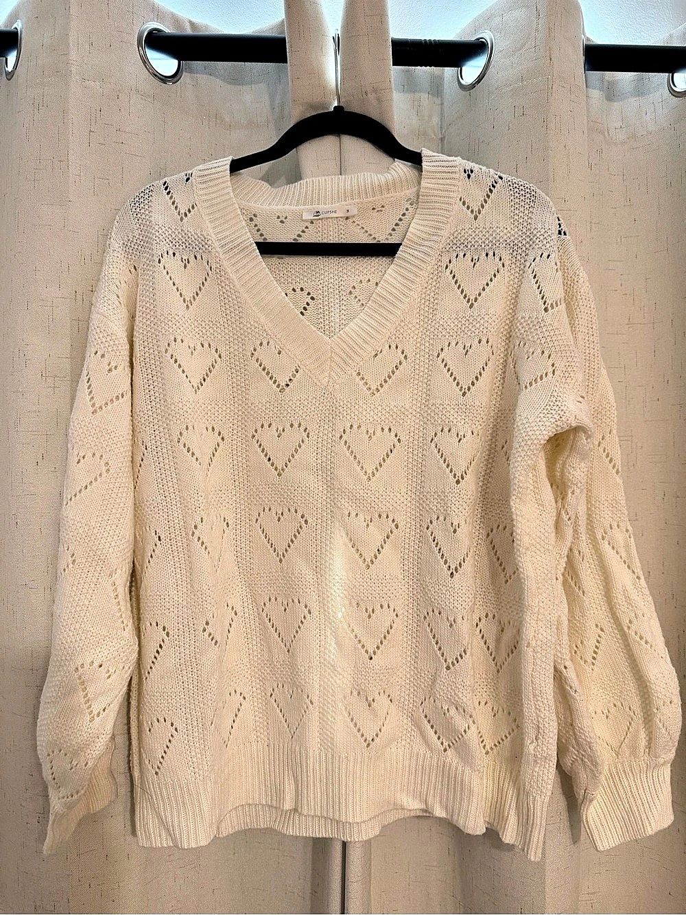 CUPSHE Heart Cutout V-Neck Sweater Cream Size Medium